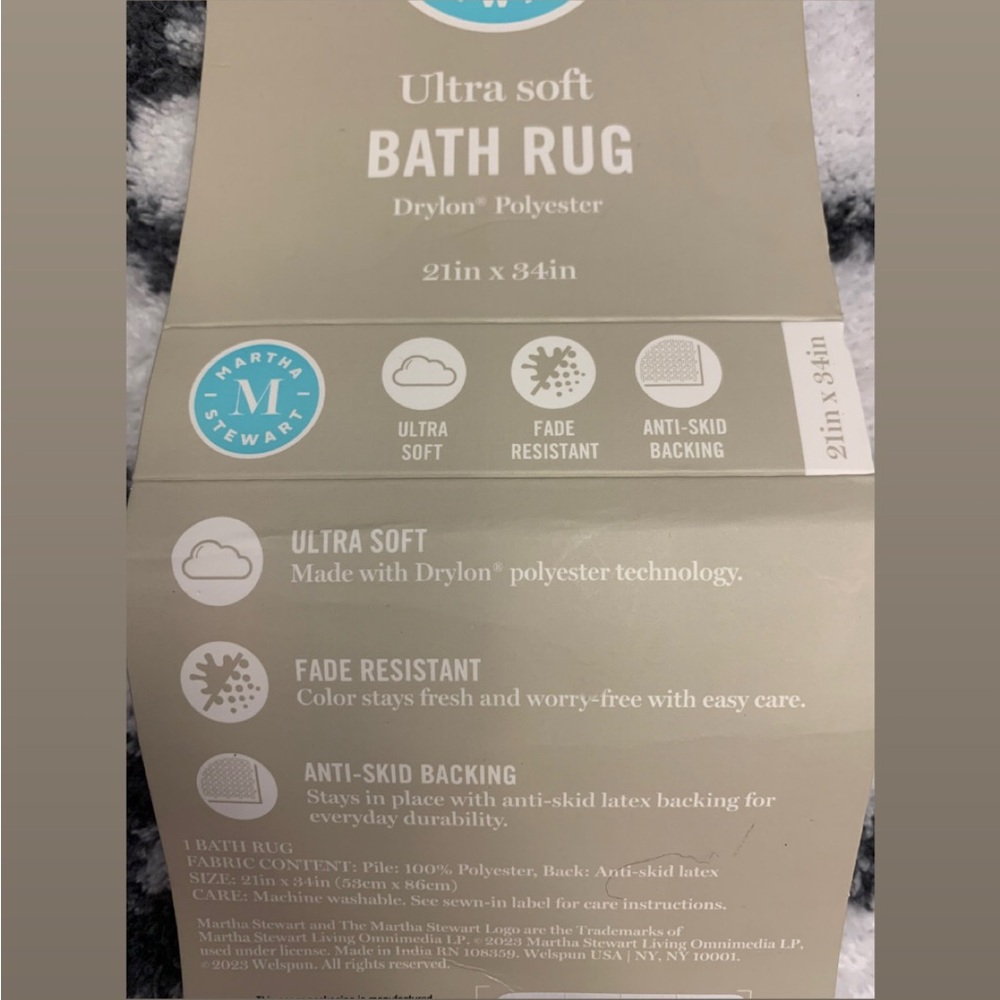 Spiderweb Bath Rug - Picture 2 of 2